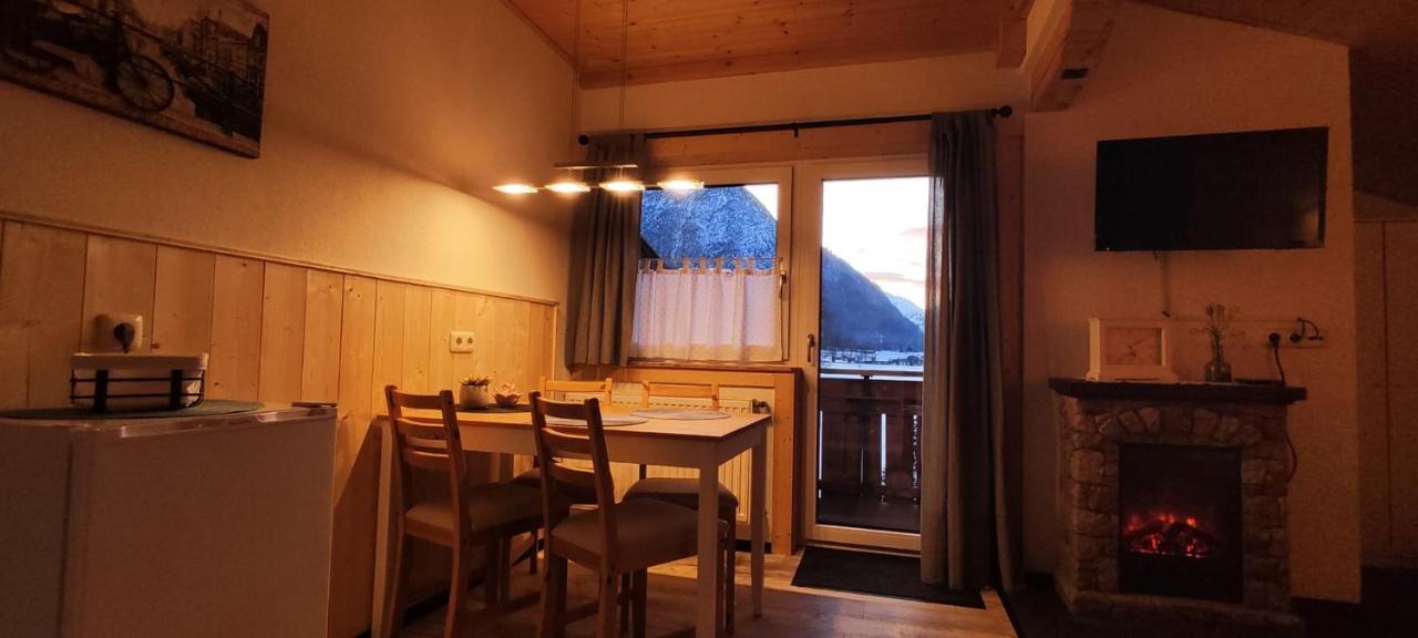 Ferienhaus Lechtaler Alpen Bach (Tyrol) Exterior foto